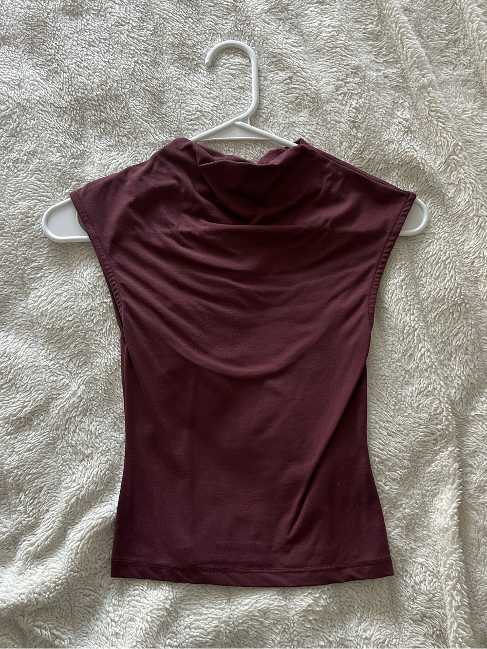 Pull&Bear Sleeveless Mock Neck Open Back Tank Top - Wine